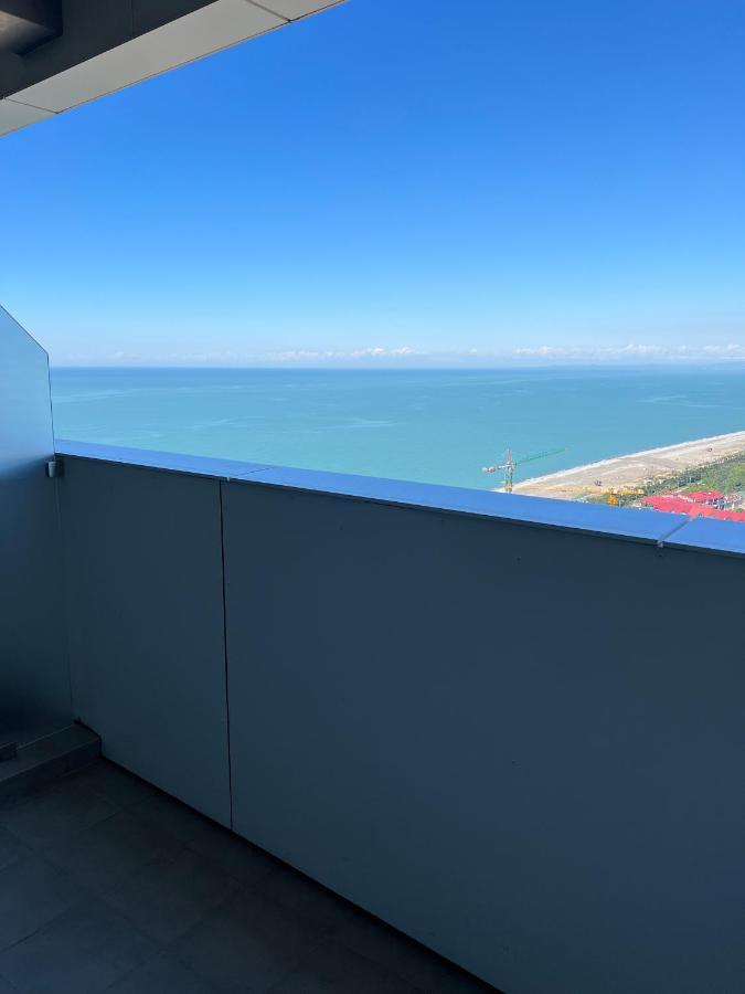Apartments In Alliance Batumi Exterior foto